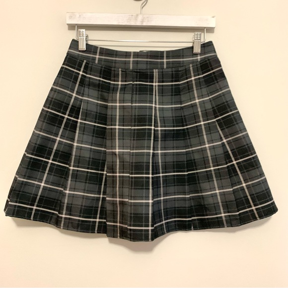 Academic School Girl Pleated Mini Skirt - Picture 1 of 8